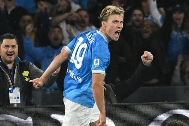 Rasmus Hojlund of SSC Napoli celebrates after scoring goal during the Serie A Enelive between SSC Napoli vs Genoa CFC at Diego Armando Maradona Stadium  Copyright: xDaniloxGemito IPAxSportx xipa-agency.netx xx IPA_66200629 IPA_Agency_IPA66200629