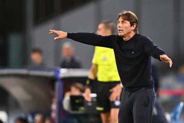 Antonio Conte coach of S.S.C. Napoli participates in the 6th day of the Serie A Championship between S.S.C. Napoli and Genoa C.F.C. at the Diego Armando Maradona Stadium on October 5, 2025 in Naples, Italy.  Copyright: xDomenicoxCippitelli IPAxSportx xipa-agency.netx xx IPA_66198208 IPA_Agency_IPA66198208