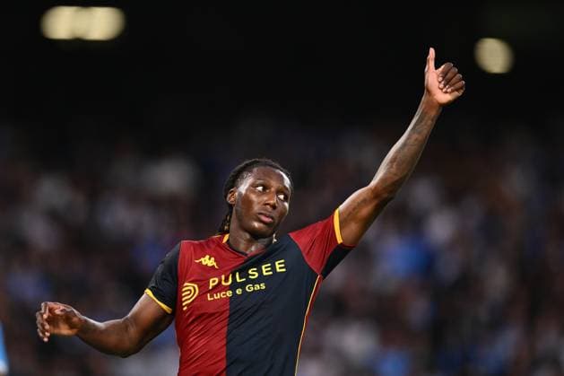 Brooke Norton-Cuffy of Genoa C.F.C. is in action during the 6th day of the Serie A Championship between S.S.C. Napoli and Genoa C.F.C. at the Diego Armando Maradona Stadium on October 5, 2025 in Naples, Italy.  Copyright: xDomenicoxCippitelli IPAxSportx xipa-agency.netx xx IPA_66201108 IPA_Agency_IPA66201108
