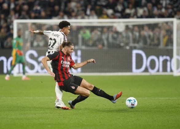 Adrien Rabiot of AC Milan during the Italian Serie A, 2025-2026 season, football match between Juventus FC and AC Milan on 05 October 2025 at Juventus Stadium, Turin, Italy. Photo Nderim Kaceli  Copyright: xNderimxKaceli IPAxSportx xipa-agency.netx xx IPA_66203200 IPA_Agency_IPA66203200