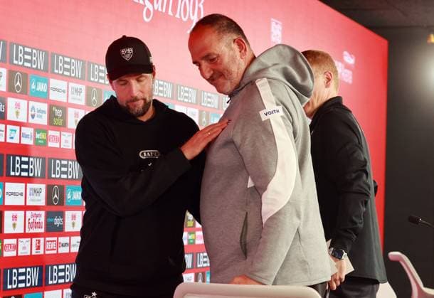 05.10.25 VfB Stuttgart - 1. FC Heidenheim Deutschland, Stuttgart, 05.10.2025, Fussball, Bundesliga, VfB Stuttgart - 1. FC Heidenheim: v.l. Sebastian Hoeneß (Trainer VfB Stuttgart), Frank Schmidt (Trainer 1. FC Heidenheim).