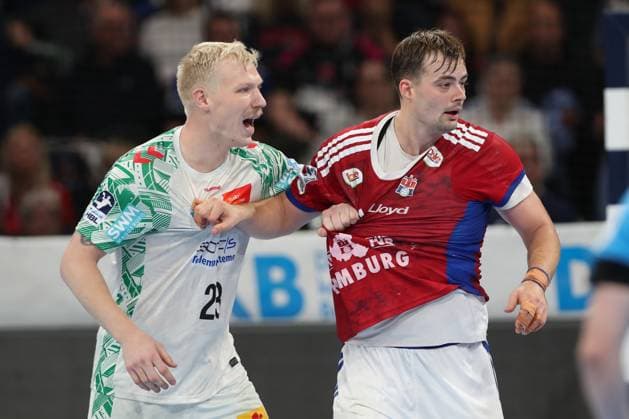 05.10.2025, xtgx, Handball Verein - SC Magdeburg v.l. Magnus Saugstrup (Magdeburg, 23), Andreas Magaard (Hamburg, 4) Zweikampf, Duell, Kampf, tackle Hamburg