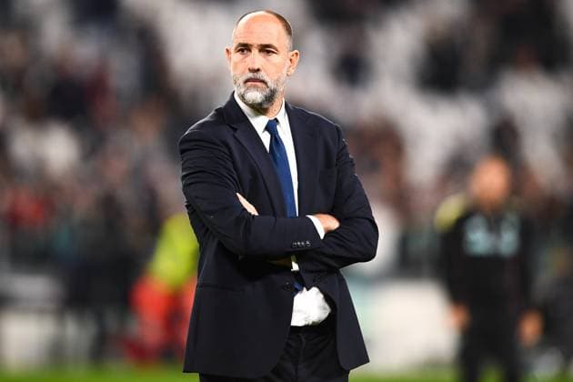 2025-10-05 Juventus FC v AC Milan - Serie A TURIN, ITALY - OCTOBER 5: Head coach Igor Tudor of Juventus FC looks on during the Serie A match between Juventus FC and AC Milan at Allianz Stadium on October 5, 2025 in Turin, Italy. (Photo by Alberto Gandolfo BSR Agency) Turin Italy Content not available for redistribution in The Netherlands directly or indirectly through any third parties. Copyright: xBSRxAgencyx