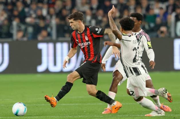 CHRISTIAN PULISIC, Milan, Serie A, 2025-26, Juventus vs Milan 0-0, 05-10-2025, Contrasto, Action SERIE A 2025-26 JUVENTUS-MILAN 0-0