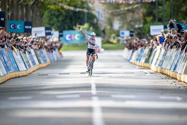 Tadej POGAÄaAR: UEC Road cycling, Rad, Radsport, Strasse European Championships - Ardeche 2025 Tadej POGAÄaAR ( SLO ) Slovenia Querformat - quer - horizontal - Landscape - Event Veranstaltung: UEC Road Cycling European Championships 2025 Ardeche - Category Kategorie: Cycling - Road Cycling European Championships - Road Race Elite Men - Location Ort: Europe France - Valence - Discipline: Road Race ( RR ) - Distance: 202,5 km - Date Datum: 05.10.2025 Sunday Day 5 -