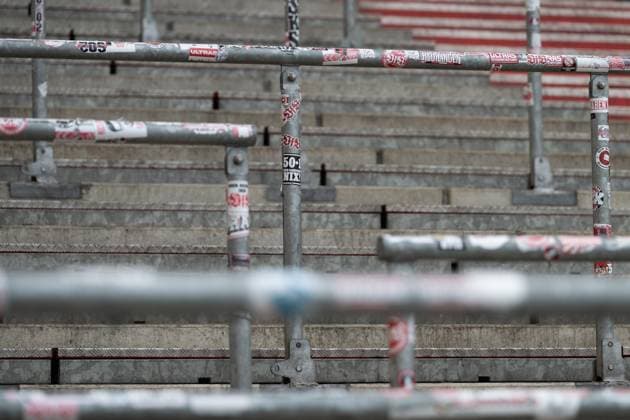 Schmuckbild Stadion VfB Stuttgart Stehplatz leer, GER, VfB Stuttgart vs. 1. FC Heidenheim, Fussball, Herren, 1. Bundesliga, 6. Spieltag, Spielzeit 2025 2026, 05.10.2025, DFL DFB REGULATIONS PROHIBIT ANY USE OF PHOTOGRAPHS AS IMAGE SEQUENCES AND OR QUASI-VIDEO, GER, VfB Stuttgart vs. 1. FC Heidenheim, Fussball, Herren, 1. Bundesliga, 6. Spieltag, Spielzeit 2025 2026, 05.10.2025 Stuttgart *** Decorative picture stadium VfB Stuttgart standing room empty, GER, VfB Stuttgart vs 1 FC Heidenheim, Football, Men, 1 Bundesliga, Matchday 6, Season 2025 2026, 05 10 2025, DFL DFB REGULATIONS PROHIBIT ANY USE OF PHOTOGRAPHS AS IMAGE SEQUENCES AND OR QUASI VIDEO, GER, VfB Stuttgart vs 1 FC Heidenheim, Football, Men, 1 Bundesliga, Matchday 6, Season 2025 2026, 05 10 2025 Stuttgart Copyright: xEibner-Pressefoto WolfgangxFrankx EP_WFK