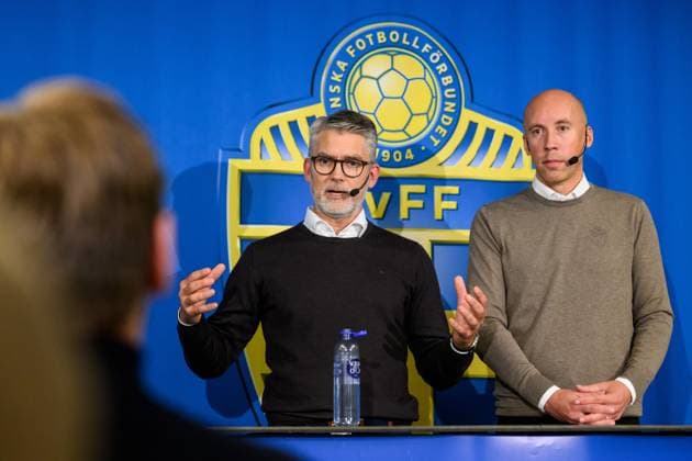 Fußball, Schwedens Fußballverband SvFF präsentiert Generalsekretär Niclas Carlen 251006 Niclas CarlnÃ n, blivande Generalsekreterare, och Simon Aström, Ordförande, för Svenska Fotbollförbundet, under en pressträff den 6 oktober 2025 i Stockholm. Copyright: JESPERxZERMAN BB251006JZ005