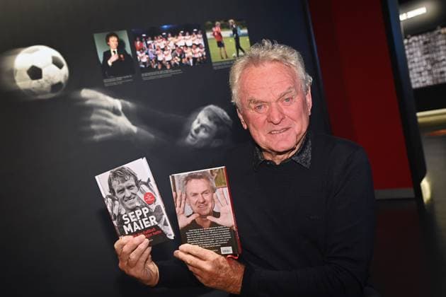 Sepp MAIER und sein neues Buch: ALS DER FUSSBALL NOCH CHARAKTER HATTE Sepp Maier. Einer, der viel erlebt und daher eine Menge zu erzaehlen hat. Seine lange Reise mit dem Fussball beschreibt er in seinem Buch,das am 8. Oktober im Coppenrath Verlag erscheint.Geplant ist auch noch eine TV Doku, die auf das Buch basiert.