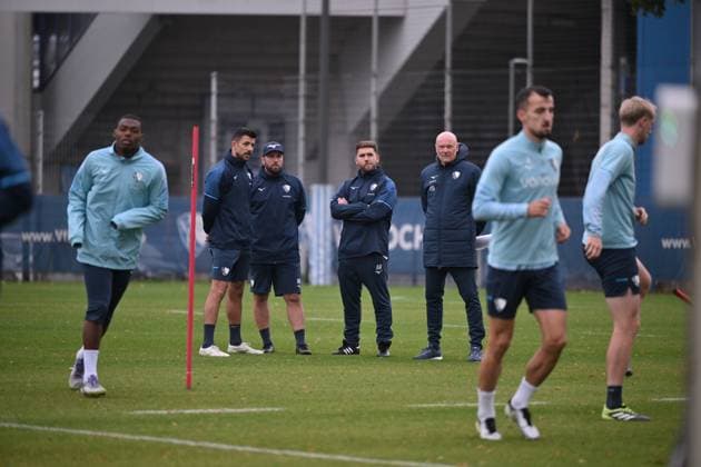 Trainer Uwe Rösler (VfL Bochum), Co Trainer Alessandro Riedle (VfL Bochum), Co Trainer Marc-Andre Kruska (VfL Bochum), Co Trainer Anthony Losilla (VfL Bochum), v.re. 06.10.2025, Fussball 2. Bundesliga, Saison 2025 2026, Training VfL Bochum Bochum Nordrhein Westfalen Deutschland