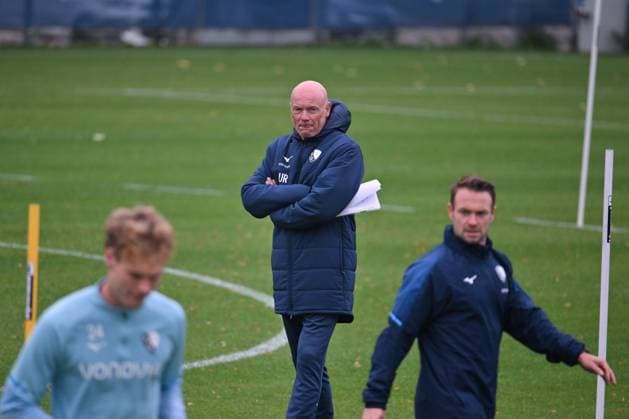 Trainer Uwe Rösler (VfL Bochum) 06.10.2025, Fussball 2. Bundesliga, Saison 2025 2026, Training VfL Bochum Bochum Nordrhein Westfalen Deutschland