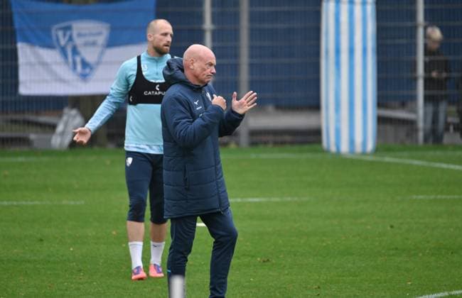 Trainer Uwe Rösler (VfL Bochum) 06.10.2025, Fussball 2. Bundesliga, Saison 2025 2026, Training VfL Bochum Bochum Nordrhein Westfalen Deutschland