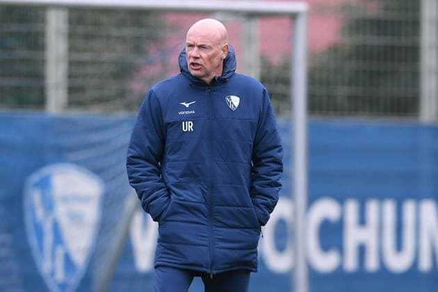 Fußball 1. Bundesliga Training VfL Bochum am 06.10.2025 auf dem Trainingsgelände am Vonovia Ruhrstadion in Bochum Uwe Rösler ( Trainer Cheftrainer Bochum )