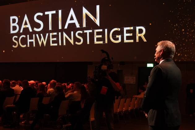 Dortmund am 6.Oktober 2025 HALL OF FAME-Preisverleihung 2025 im Deutschen Fußballmuseum v.,l., Bastian Schweinsteiger Copyright: JoaquimxFerreira