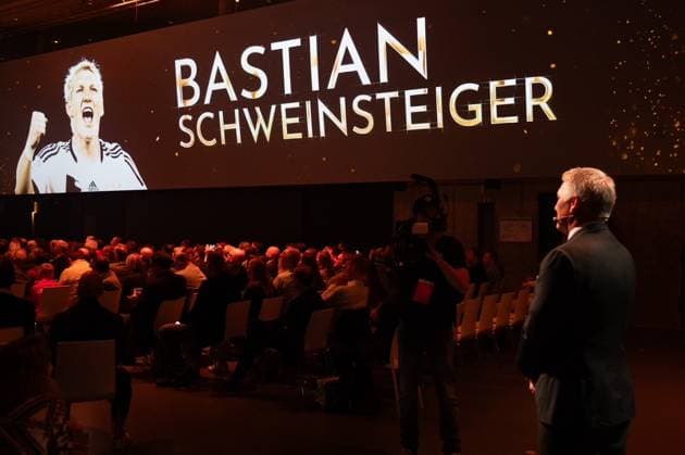 Dortmund am 6.Oktober 2025 HALL OF FAME-Preisverleihung 2025 im Deutschen Fußballmuseum v.,l., Bastian Schweinsteiger Copyright: JoaquimxFerreira