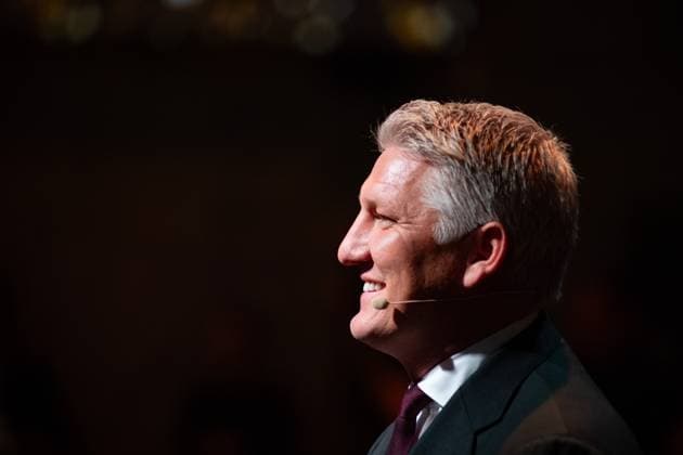 Dortmund am 6.Oktober 2025 HALL OF FAME-Preisverleihung 2025 im Deutschen Fußballmuseum v.,l., Bastian Schweinsteiger Copyright: JoaquimxFerreira