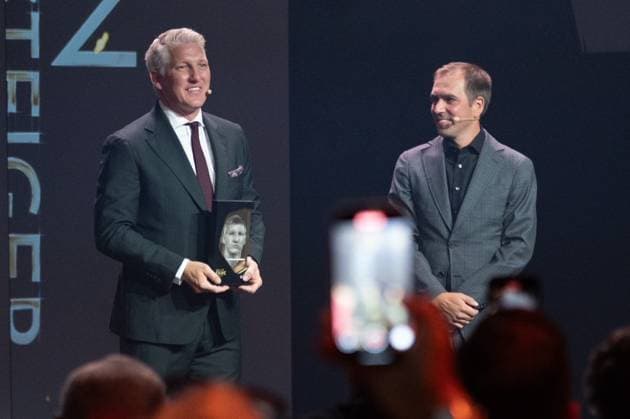 Dortmund am 6.Oktober 2025 HALL OF FAME-Preisverleihung 2025 im Deutschen Fußballmuseum v.,l., Bastian Schweinsteiger und Laudator Philipp Lahm Copyright: JoaquimxFerreira