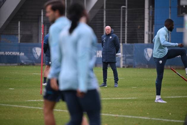 Trainer Uwe Rösler (VfL Bochum) 06.10.2025, Fussball 2. Bundesliga, Saison 2025 2026, Training VfL Bochum Bochum Nordrhein Westfalen Deutschland