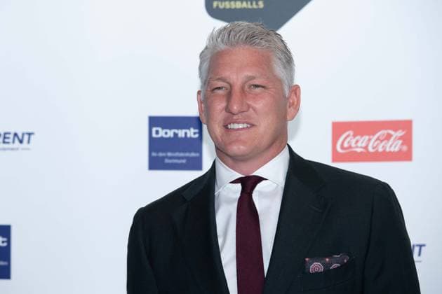 Bastian SCHWEINSTEIGER, ehem. Fussballspieler, Roter Teppich, Red Carpet Show, Ankunft, arrival, HALL OF FAME-Preisverleihung 2025 am 06.10.2025 im Deutschen Fussball-Museum in Dortmund Deutschland. Â