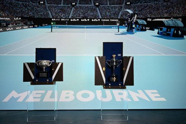 AUSTRALIAN OPEN TENNIS LAUNCH, The Daphne Akhurst Nenorial Trophy (left) and Norman Brookes Challenge Cup on display during the launch of the 2026 Australian Open tennis tournament, in Melbourne, Tuesday, October 7, 2025. ( NO ARCHIVING MELBOURNE VICTORIA AUSTRALIA  Copyright: xJOELxCARRETTx 20251007199465174277