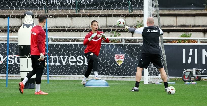 07.10.25 VfB Stuttgart Training Deutschland, Stuttgart, 07.10.2025, Fussball, Bundesliga, VfB Stuttgart Training: Ioannis Kechlimparis.