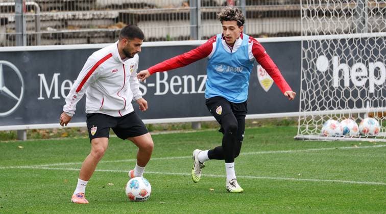 BAU 07.10..2025 Stuttgart Fußball VfB Stuttgart Training, v.l. Deniz Undav, Amen Al-Dakhil