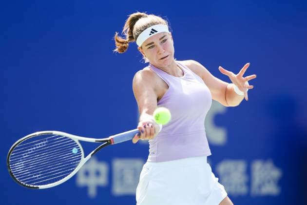 WUHAN, CHINA - OCTOBER 07: Karolina Muchova of Czech Republic returns a shot in the Women s Singles Round of 64 match against Marta Kostyuk of Ukraine on day 4 of 2025 Wuhan Open at Optics Valley International Tennis Center on October 7, 2025 in Wuhan, Hubei Province of China.  Copyright: xVCGx 111595665764
