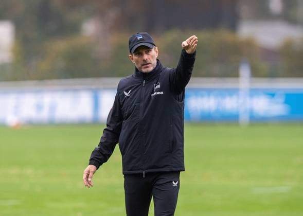 Fussball, Herren, Saison 2025 26, 2. Bundesliga, Hertha BSC, Training, Trainer Stefan Leitl (Hertha BSC), 07.10. 2025,