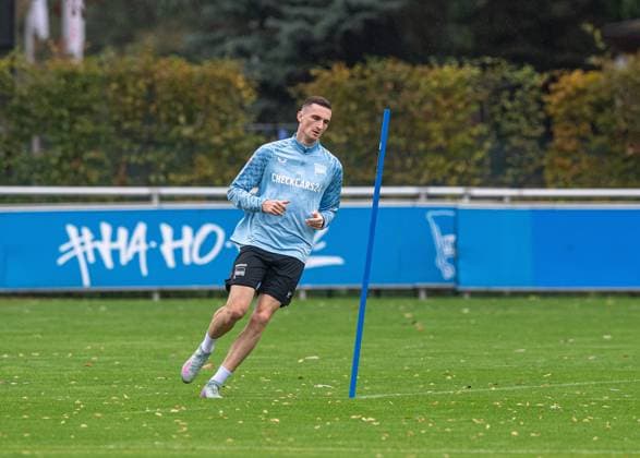 Fussball, Herren, Saison 2025 26, 2. Bundesliga, Hertha BSC, Training, Niklas Kolbe (Hertha BSC), 07.10. 2025,