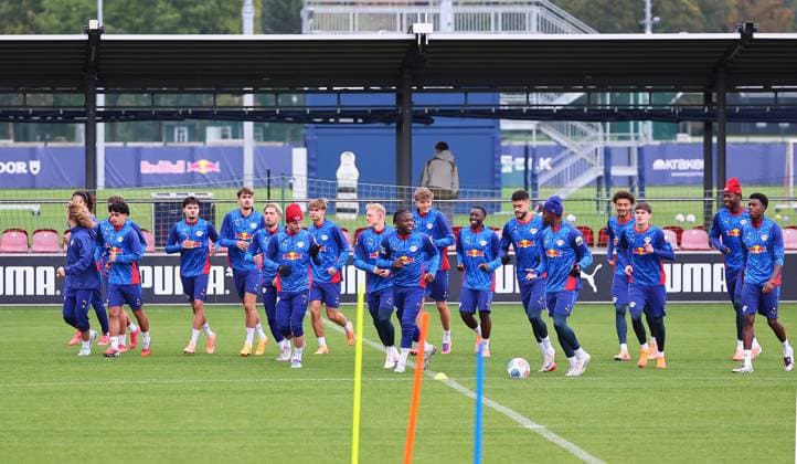 RB Leipzig - Training Bundesliga Leipzig, 07.10.2025, RB Leipzig Trainingszentrum,Fußball Bundesliga , RB Leipzig - Training. , Im Bild: Mannschaftslauf ,