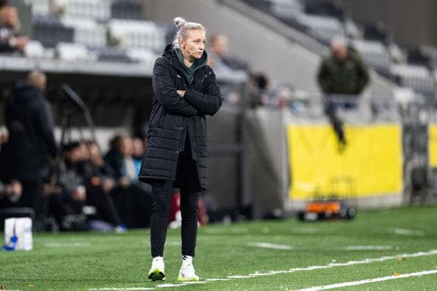 251007 Head coach Karolina Koch of Katowice during the Uefa Women™s Europa Cup football match between Häcken and Katowice on October 7, 2025 in Gothenburg. Photo: Daniel Stiller BILDBYRAN kod DS DS0515 fotboll football soccer fotball europa cup häcken katowice uefa womenÂ s europa cup dam bbeng Copyright: DANIELxSTILLER BB251007DS016