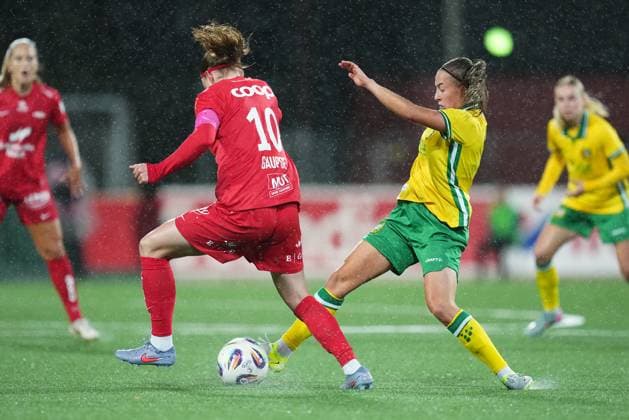 STOCKHOLM, SVERIGE 20251007 Hammarbys Vilma Koivisto under tisdagens andra kvalomgang till Europa cup, match 1 i bäst av 2, mellan Hammarby IF och SK Brann pa Grimsta IP. STOCKHOLM SVERIGE x11288x