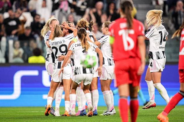 Juventus Cecilia Salvai celebrates after scoring goal for his team during the UEFA Women s Champions League soccer match between Juventus FC W and S.L. Benfica at the Allianz Stadium in Turin, north west Italy - Tuesday, October 07, 2025. - Soccer .  Copyright: xMarcoxAlpozzi LaPressex