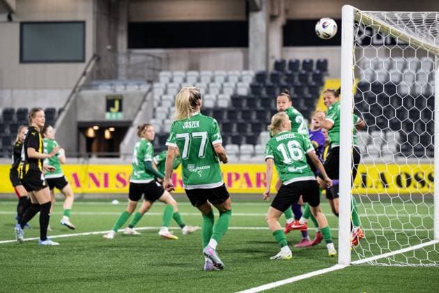 251007 Dzesika Jaszek of Katowice during the Uefa Women s Europa Cup football match between Häcken and Katowice on October 7, 2025 in Gothenburg. Photo: Daniel Stiller BILDBYRAN kod DS DS0515 fotboll football soccer fotball europa cup häcken katowice uefa womenÂ s europa cup dam bbeng Copyright: DANIELxSTILLER BB251007DS033