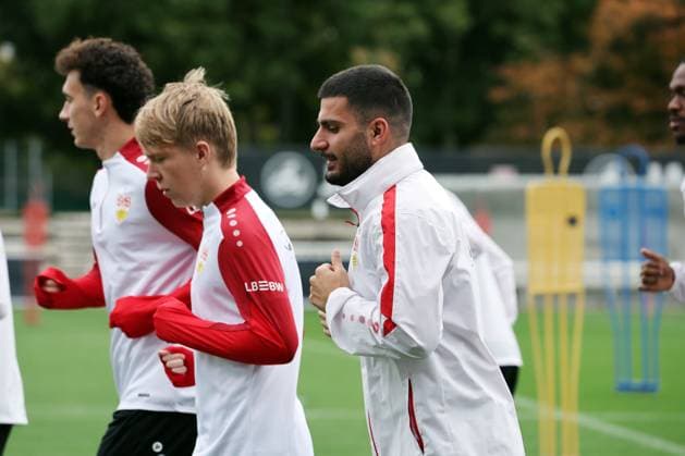 07.10.25 VfB Stuttgart Training Deutschland, Stuttgart, 07.10.2025, Fussball, Bundesliga, VfB Stuttgart Training: Deniz Undav.
