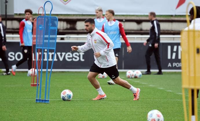 07.10.25 VfB Stuttgart Training Deutschland, Stuttgart, 07.10.2025, Fussball, Bundesliga, VfB Stuttgart Training: Deniz Undav.