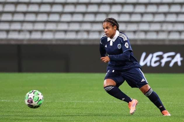 FOOTBALL FEMININ : Paris FC Vs Leuven - Ligue des Champions - 07 10 2025 Kenza Roche-Dufour (Paris FC) ParisFrance  Copyright: xMichtofx