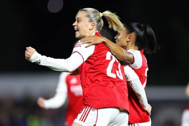 Arsenal v OL Lyonnes Women 07 October 2025, Boreham Wood - UEFA Women™s Champions League - Arsenal v OL Lyonnes Women - Alessia Russo of Arsenal celebrates scoring the opening goal - Photo: Charlotte Wilson Offside. Boreham Wood UK Copyright: xCharlottexWilsonx xOffsidexOffside