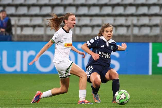 FOOTBALL FEMININ : Paris FC Vs Leuven - Ligue des Champions - 07 10 2025 Daphne Corboz (Paris FC) Vs Sara Pusztai (OH Leuven) ParisFrance  Copyright: xMichtofx