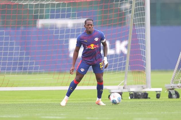 RB Leipzig - Dukla Prag Testspiel Leipzig, 08.10.2025, Trainingszentrum am Cottweg, Fußball, Männer, Saison 2025 2026, Testspiel, RB Leipzig - FK Dukla Prag , Im Bild: Castello Lukeba (23, RB Leipzig) ,