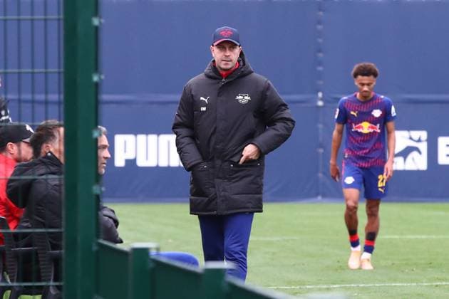 RB Leipzig - Dukla Prag Testspiel Leipzig, 08.10.2025, Trainingszentrum am Cottweg, Fußball, Männer, Saison 2025 2026, Testspiel, RB Leipzig - FK Dukla Prag , Im Bild: Trainer Ole Werner (RB Leipzig) ,