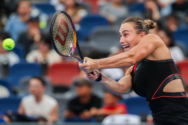 WUHAN, CHINA - OCTOBER 08: Aryna Sabalenka of Belarus returns a shot in the Women s Singles Round of 32 match against Rebecca Sramkova of Slovakia on day 5 of 2025 Wuhan Open at Optics Valley International Tennis Center on October 8, 2025 in Wuhan, Hubei Province of China.  Copyright: xVCGx 111595901552
