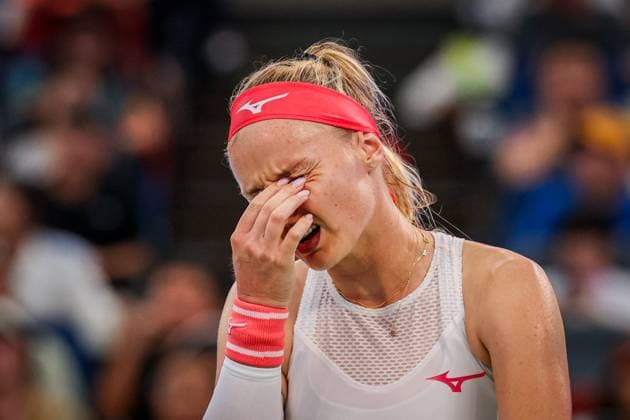 WUHAN, CHINA - OCTOBER 08: Rebecca Sramkova of Slovakia reacts in the Women s Singles Round of 32 match against Aryna Sabalenka of Belarus on day 5 of 2025 Wuhan Open at Optics Valley International Tennis Center on October 8, 2025 in Wuhan, Hubei Province of China.  Copyright: xVCGx 111595901564