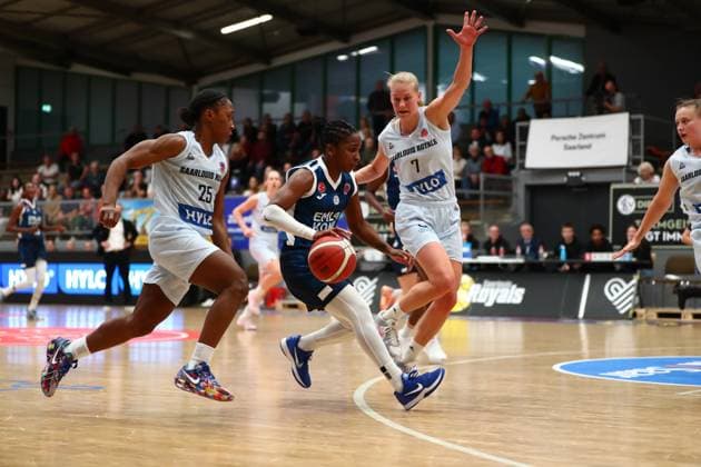 08.10.2025, xmohx, Basketball EuroCup Women, Saarlouis Royals - Emlak Konut SK Istanbul v.l. Martha Burse (Saarlouis), Jessica Thomas (Emlak Konut), Elina Koskimies (Saarlouis) (DFL DFB REGULATIONS PROHIBIT ANY USE OF PHOTOGRAPHS as IMAGE SEQUENCES and or QUASI-VIDEO) Saarlouis