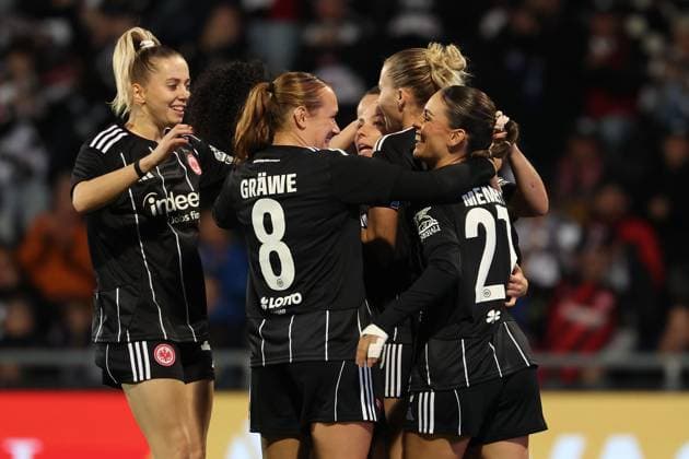 2025.10.03 xJFx zweite Qualifikationsrunde UEFA Women™s Europa Cup 2025 2026 Eintracht Frankfurt - 1. FC Slovacko v.l., Torjubel, Goal celebration, celebrate the goal um Elisa Senss (Eintracht Frankfurt) (DFL DFB REGULATIONS PROHIBIT ANY USE OF PHOTOGRAPHS as IMAGE SEQUENCES and or QUASI-VIDEO) Copyright: JoaquimxFerreira