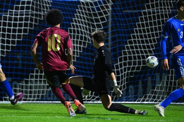 Belgium v Moldova - UEFA European Under-17 Championship Qualifying Round HASSELT, BELGIUM - OCTOBER 08 : Nga Kana Bethume Joshua Williame midfielder of U17, U 17 Belgium scores the opening goal during the UEFA European Under-17 Championship Estonia 2026 first qualifying round match group 5 between Belgium and Moldova on October 8, 2025 in Hasselt, Belgium, 08 10 2025 Hasselt Belgium  Copyright: xVincentxKalutx