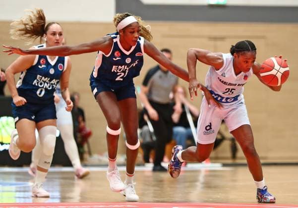 08.10.2025, xmohx, Basketball EuroCup Women, Saarlouis Royals - Emlak Konut SK Istanbul v.l. Victoria Macaulay (Emlak Konut), Martha Burse (Saarlouis) (DFL DFB REGULATIONS PROHIBIT ANY USE OF PHOTOGRAPHS as IMAGE SEQUENCES and or QUASI-VIDEO) Saarlouis