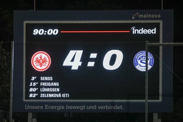 DEU, Frankfurt, Eintracht Frankfurt vs 1. FC Slovacko, UEFA WomenÊ¼s Europa Cup, UEFA, Saison 2526, Stadion am Bretanobad, Playoffs, Hinspiel im Bild: Eintracht Frankfurt gewinnt 4:0 nach Toren gegen 1.FC Slovacko DFB DFL REGULATIONS PROHIBIT ANY USE OF PHOTOGRAPHS AS IMAGE SEQUENCES AND OR QUASI-VIDEO, 08.10.2025 Copyright: HMBxMedia HendrikxHamelau