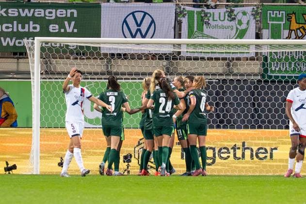 Deutschland, Fussball, UEFA, Women™s Champions League, 1. Spieltag 2025 2026, VfL Wolfsburg - Paris St. Germain am 08.10. in Wolfsburg (AOK-Stadion): Torjubel 2:0 durch Ella Peddemors (VfL Wolfsburg 5) Copyright: xSvenxHeidmannx