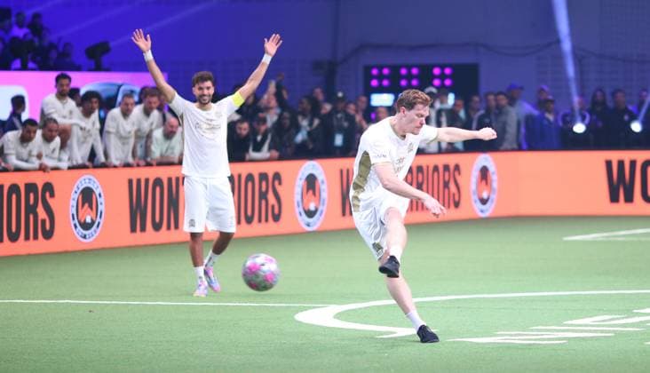 RECORD DATE NOT STATED Aufnahmedatum 6. Oktober 2025. Hallenfußball, The Icon League, Saison drei, Spieltag zwei in der Sporthalle Hamburg in Alsterdorf. Spiel vier: Wontorriors FC - B2B United. Marcel Halstenberg (United). Winterhude Hamburg