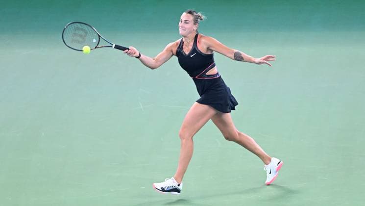 (251009) -- WUHAN, Oct. 9, 2025 -- Aryna Sabalenka of Belarus hits a return during the women s singles round of 16 match against Liudmila Samsonova of Russia at the 2025 Wuhan Open tennis tournament in Wuhan, central China s Hubei Province, Oct. 9, 2025. ) (SP)CHINA-WUHAN-TENNIS-WUHAN OPEN-WOMEN S SINGLES (CN) ChengxMin 